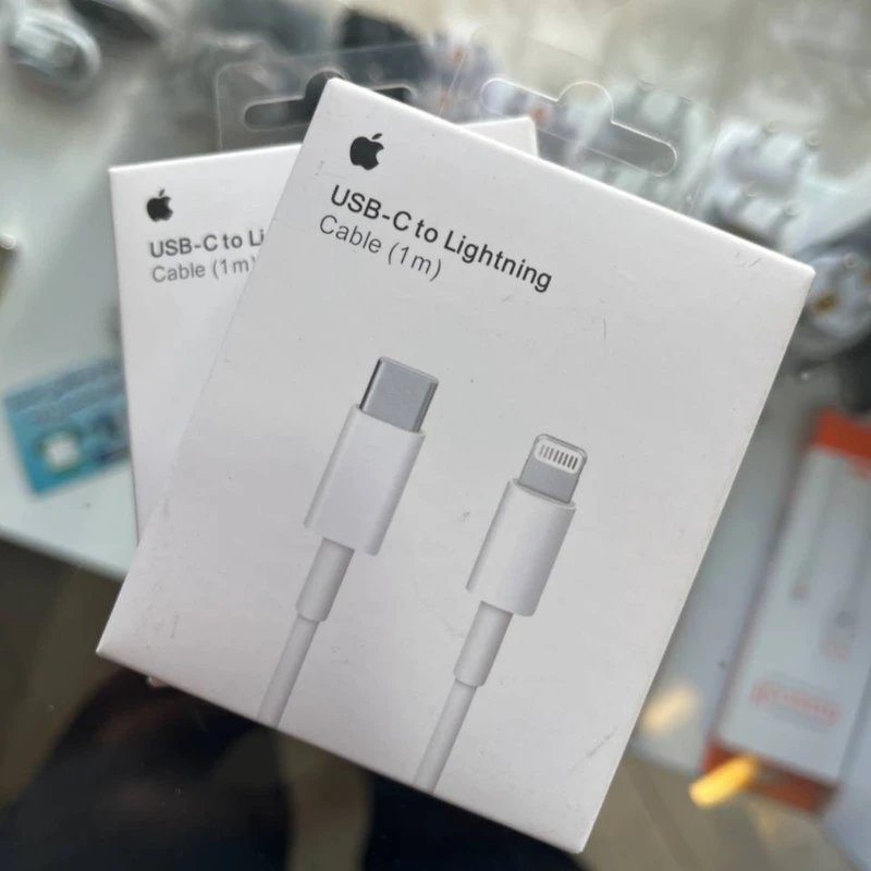 کابل تبدیل USB-C به لایتنینگ آیفون اصلی